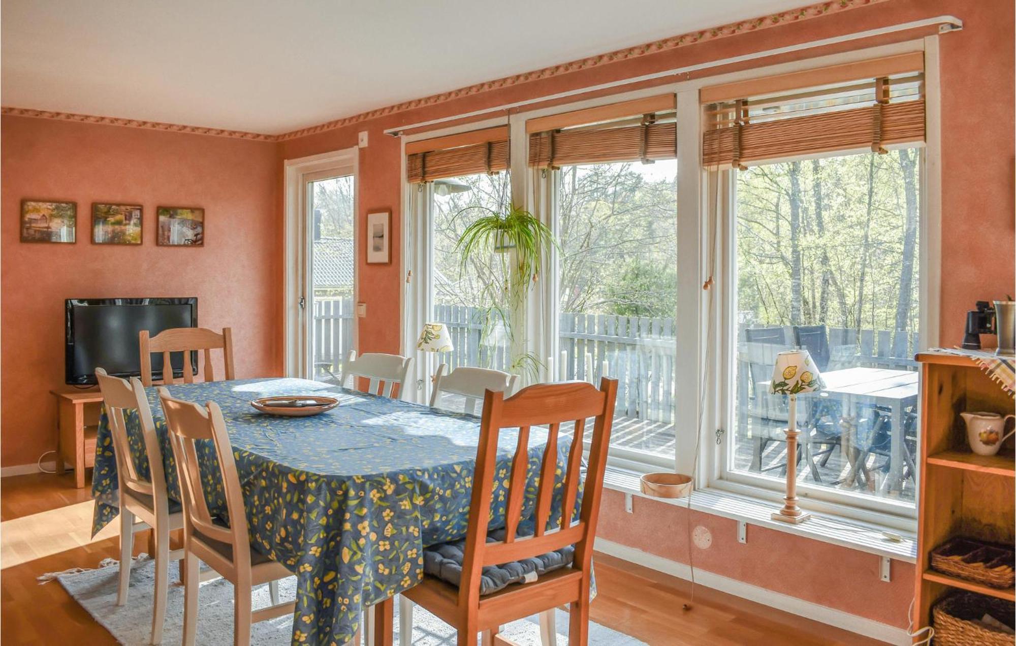3 Bedroom Nice Home In Fjaelkinge Exterior photo