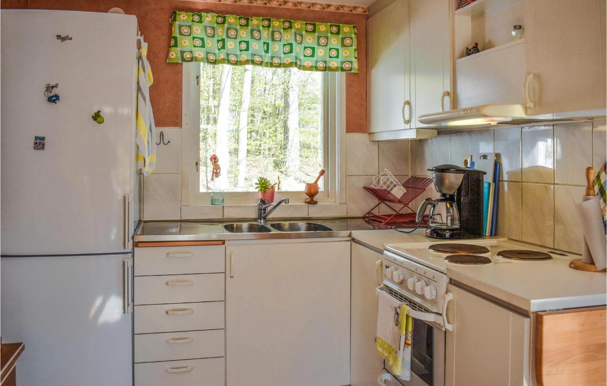 3 Bedroom Nice Home In Fjaelkinge Exterior photo
