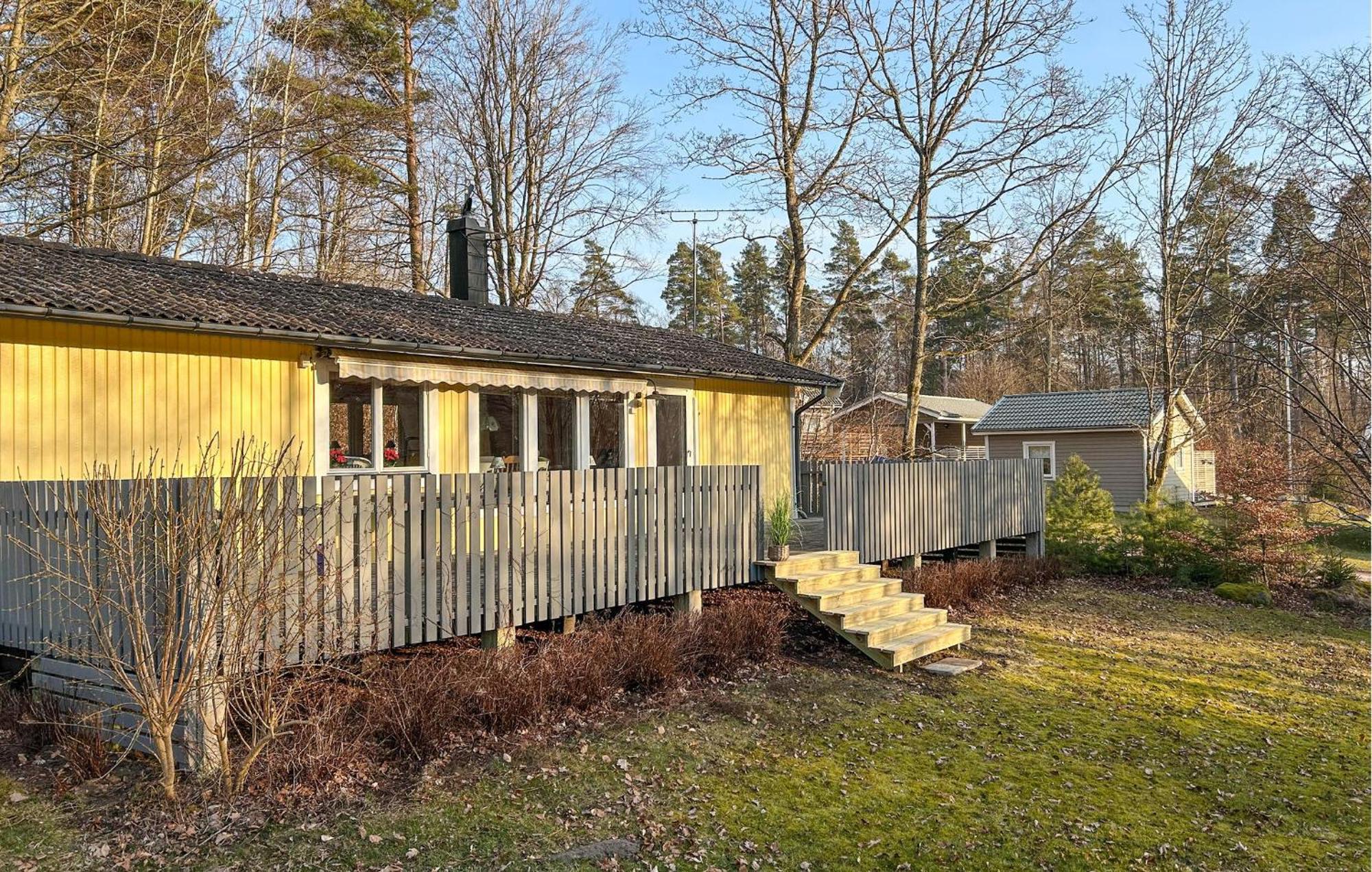 3 Bedroom Nice Home In Fjaelkinge Exterior photo
